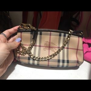 Authentic burberry pochette